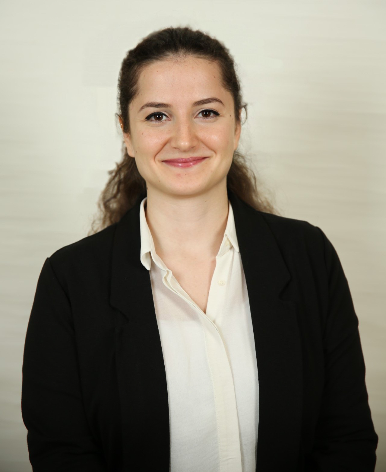 - Merve Kara